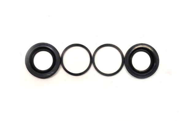 Brembo: Rear Caliper Seal Kit Evo 5-9